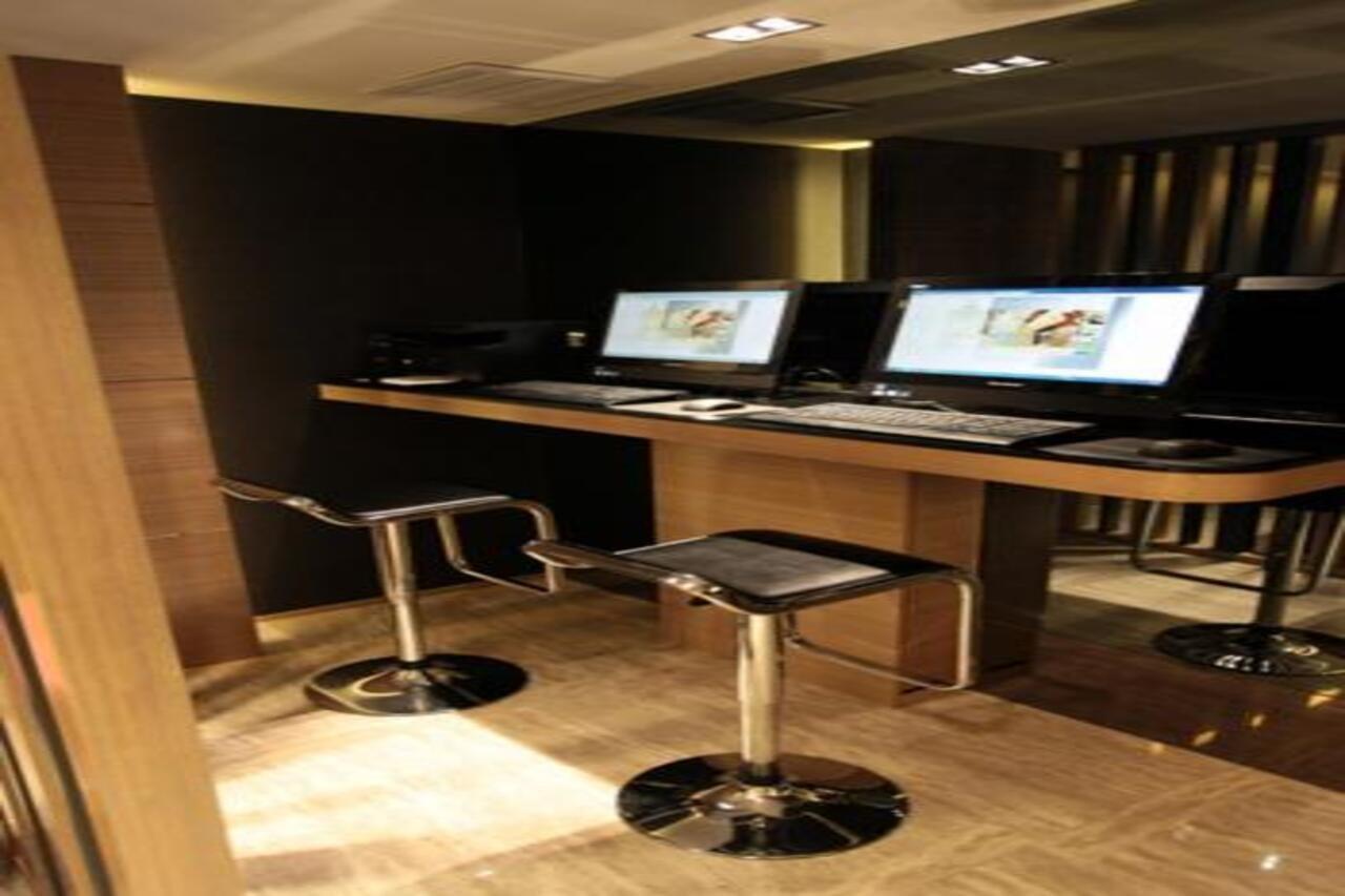 Metacity Mk 名廸旺角 Hong Kong Dış mekan fotoğraf